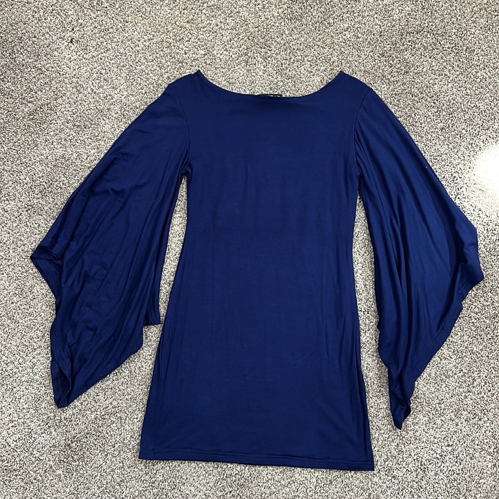 LA Class Cape Sleeve Dress - Picture 4 of 4